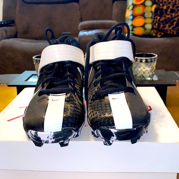 New Nike Strap Velcro Tie up Cleats shoes - Picture 1 of 11
